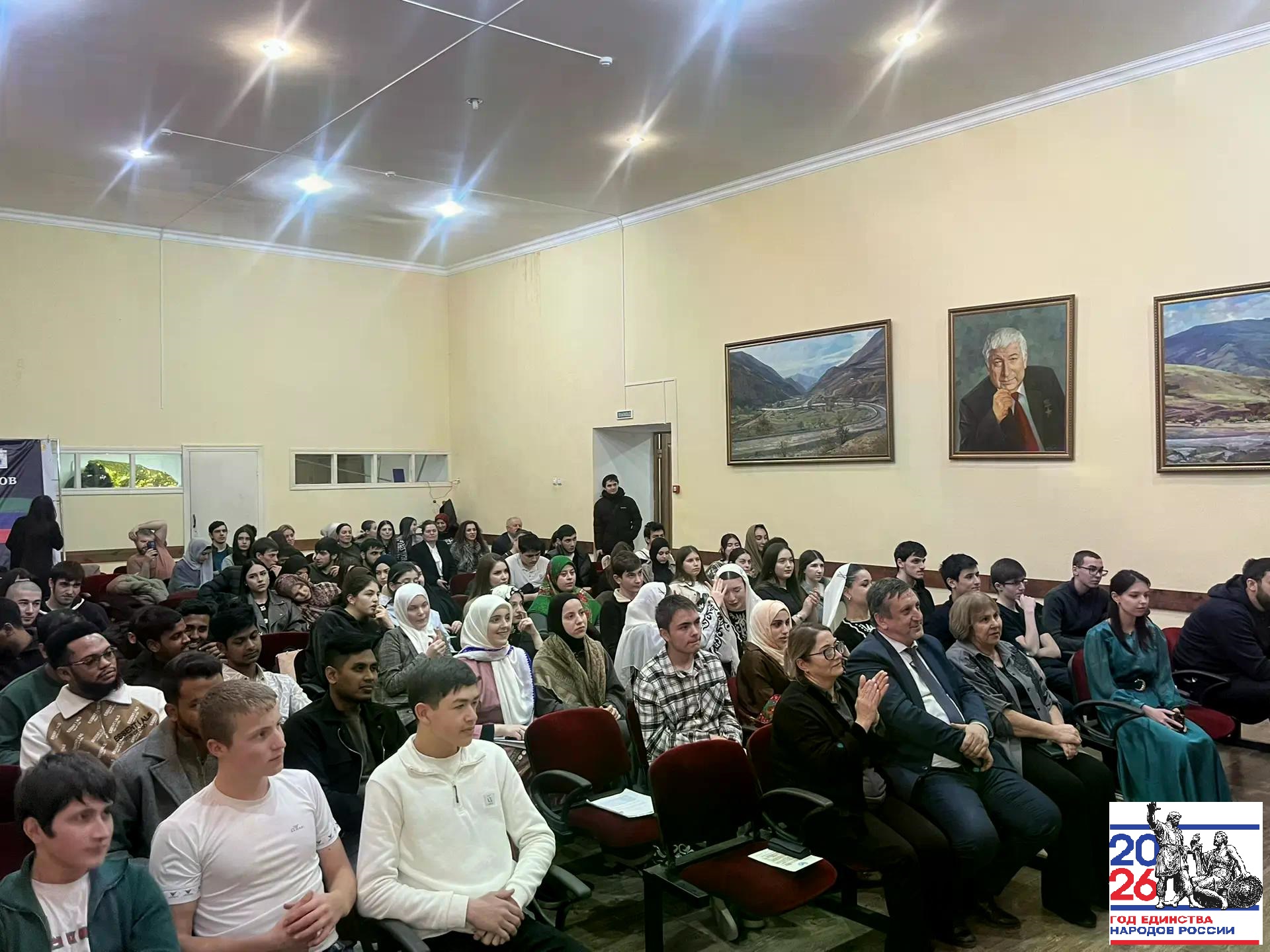 В Автомобильно-дорожном колледже состоялся праздник языков и культур